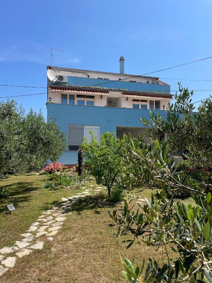 Mare i Kate Apartmani Tribalj Exterior foto